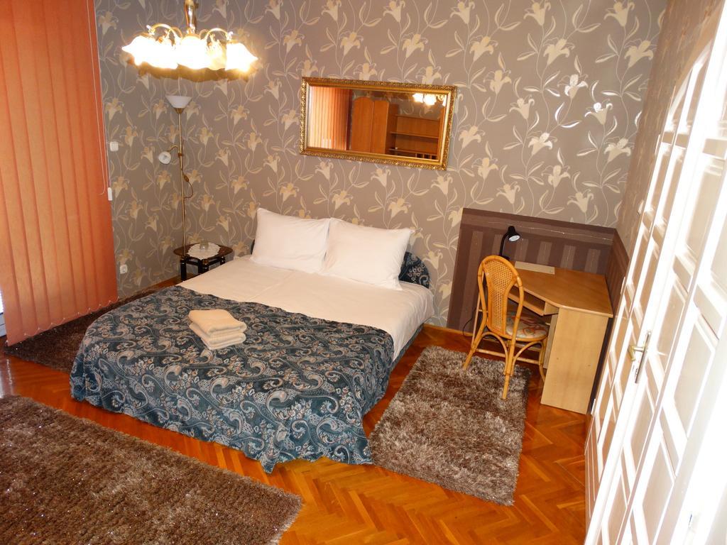 Budai Panzio Alba Regalǎ Exterior foto
